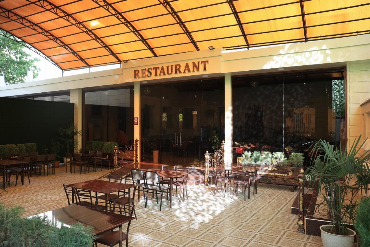Euro Asia Hotel Samarkand Exteriör bild